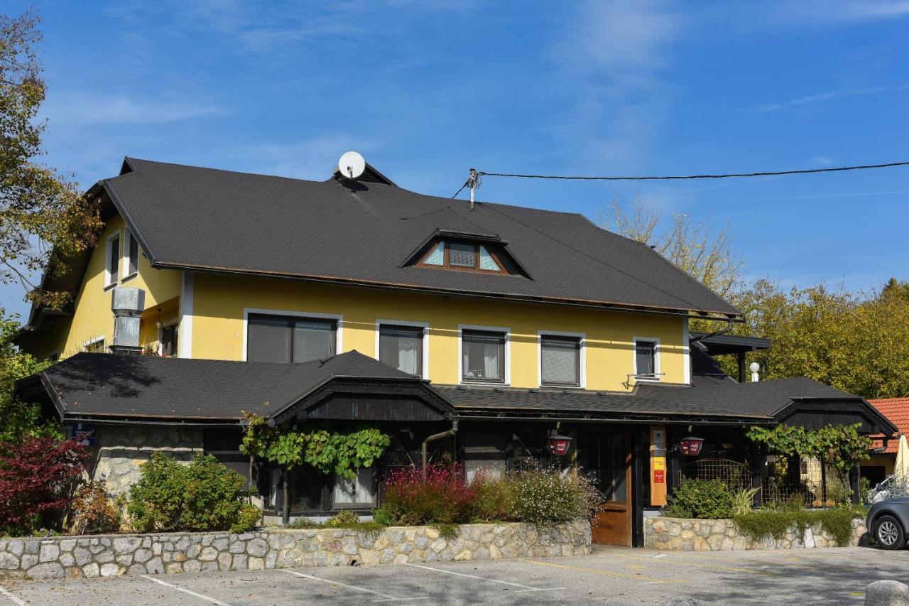 Hotel Gostilna Vovko Novo Mesto Exterior photo